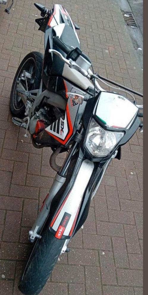 Aprilia SX 50, Fietsen en Brommers, Brommers | Overige merken, Zo goed als nieuw, Ophalen