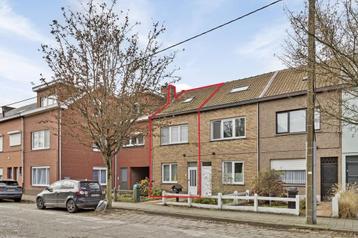 Woning te koop in Oostakker, 3 slpks beschikbaar voor biedingen