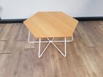 Herman Miller salontafel, Ophalen