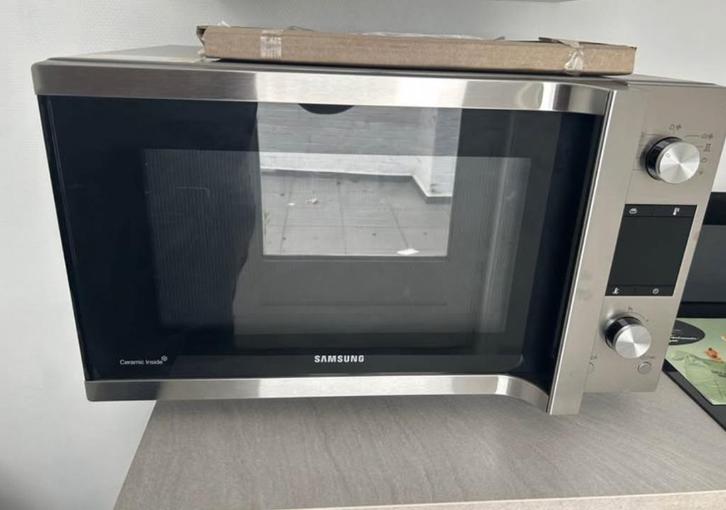Micro onde / combiné - Samsung - neuf, Electroménager, Micro-ondes, Comme neuf, À Poser, Enlèvement