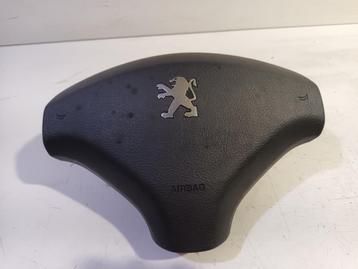AIRBAG VOLANT Peugeot 5008 I (0A / 0E) (96845302ZE), Utilisé, Peugeot