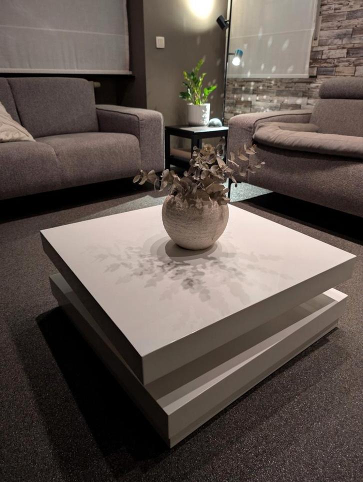 Table basse blanche pivotante à 360 degrés, Maison & Meubles, Tables | Tables de salon, Enlèvement