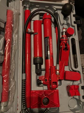 Hydraulic bodyframe repair kit  beschikbaar voor biedingen