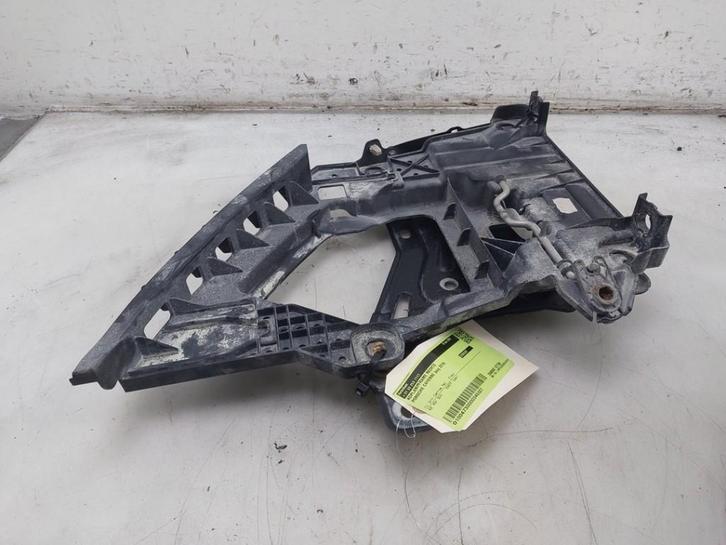 SUPPORT PHARE DROIT Porsche Cayenne II (92A), Autos : Pièces & Accessoires, Éclairage, Porsche, Utilisé