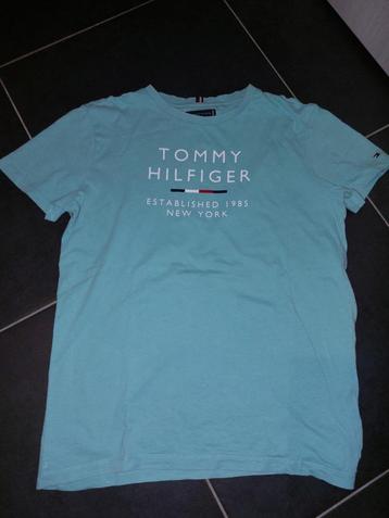 Aqua cyaan T-shirt - Tommy Hilfiger - maat 176 beschikbaar voor biedingen