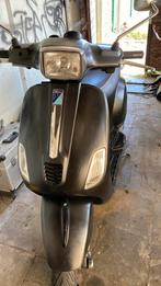 Piaggio Vespa s 125 3v, Fietsen en Brommers, Scooters | Vespa, Ophalen, Zo goed als nieuw, Vespa S