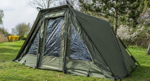 Karper tent Nash titan 2 man t4020, Watersport en Boten, Hengelsport | Karpervissen, Gebruikt, Complete set, Ophalen