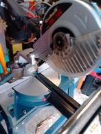 Scie à onglet radiale télescopique pied et rouleau inclus, Bricolage & Construction, 70 mm ou plus, Comme neuf, Enlèvement, 1200 watts ou plus