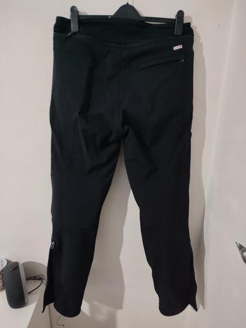 Pantalon moto à vendre beschikbaar voor biedingen