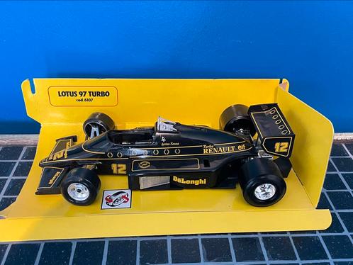 Lotus 97 Turbo (1985) collectable 1:24 Bburago, Hobby & Loisirs créatifs, Voitures miniatures | 1:24, Comme neuf, Voiture, Burago