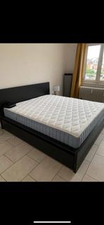 Lit double ikea 180x200  + sommier + matelas., Huis en Inrichting, Ophalen, Zwart, Zo goed als nieuw, Twijfelaar