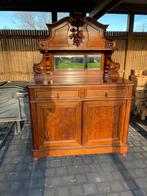 Massieve kast in kerselaar, Enlèvement