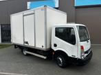 Nissan cabstar 2009 2.5dci 70000km !!!! Meubelbak met lift, Bedrijf, Diesel, Te koop, Nissan
