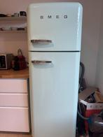 Réfrigérateur SMEG FAB30RPG5 en vert pastel, Electroménager, Classe énergétique A ou plus économe, Avec compartiment congélateur