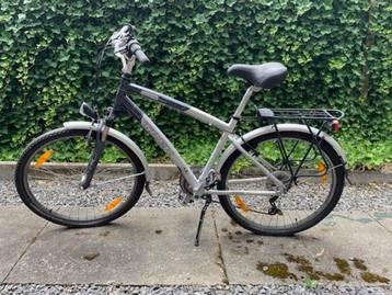 Hybride damesfiets merk Trek beschikbaar voor biedingen