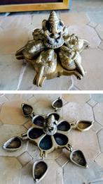 Inde: boîte ancienne à tika kumkum, Dieu Eléphant Ganesh, Enlèvement ou Envoi