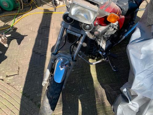 Honda magna 700 of ruilen met snorfiets of scooter, Motoren, Motoren | Honda, Particulier, Chopper, meer dan 35 kW, 4 cilinders