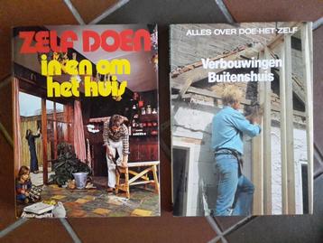 2 Doe-het-zelf boeken, binnenshuis en buitenshuis, nieuw beschikbaar voor biedingen