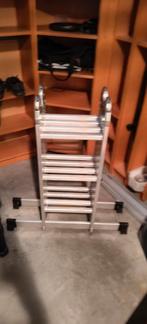 Opvouwbare ladder met bijbehorende platen. Ik ga verhuizen, Ophalen, Zo goed als nieuw