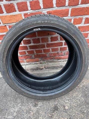 1 band dunlop 255/40/19 beschikbaar voor biedingen