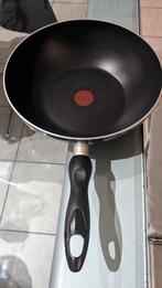 Weinig gebruikte Tefal wokpan van 28 cm., Ophalen of Verzenden, Gebruikt, Overige materialen, Wok