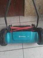 Grasmaaier gardena 330, Tuin en Terras, Grasmaaiers, Ophalen, Zo goed als nieuw