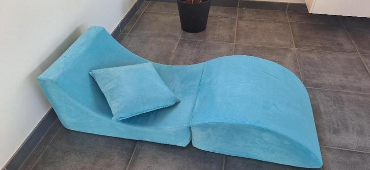 Compacte opplooibare relaxzetel met afneembare hoes + kussen, Huis en Inrichting, Zetels | Zetels, Gebruikt, Eenpersoons, Stof