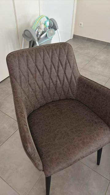 Fauteuil beschikbaar voor biedingen