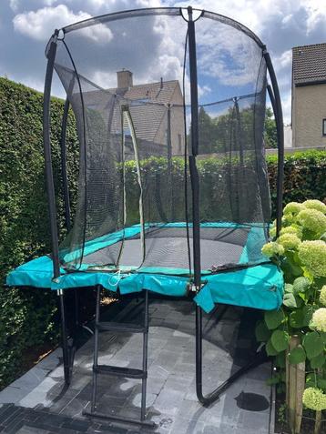 Salta trampoline 3,05 x 2,14 beschikbaar voor biedingen
