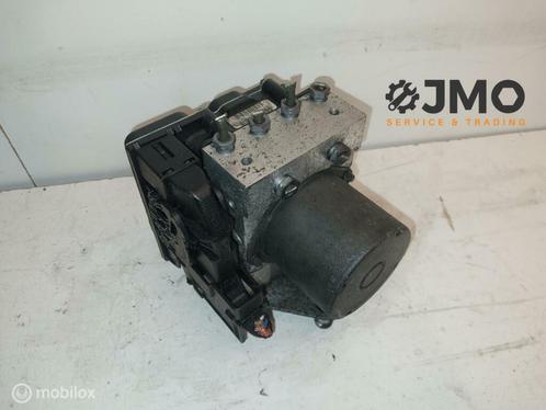 ABS pomp  Mercedes Vito W639 111 CDI 2003-2014   A0014461689, Auto-onderdelen, Remmen en Aandrijving, Mercedes-Benz, Gebruikt