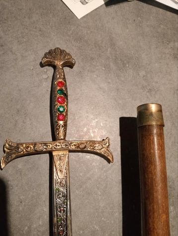Cane (van het sacrament? ) beschikbaar voor biedingen