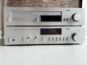 Vintage Akai AM-U33 versterker + AT-K33L tuner (1981-1982) beschikbaar voor biedingen