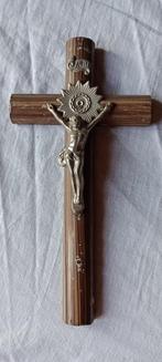 Crucifix métal et bois 10x20x3, Enlèvement ou Envoi
