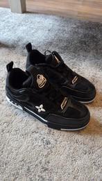 Louis Vuitton sneakers maat 43, Ophalen of Verzenden
