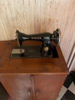 vintage singer naaimachine in kast, Antiek en Kunst, Antiek | Naaimachines, Ophalen