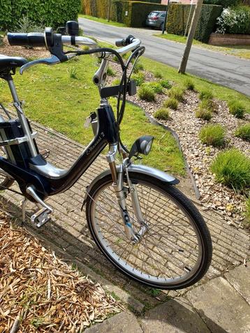 E-manuel 2 bike met oplader beschikbaar voor biedingen