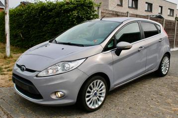 FORD FIESTA TITANIUM - 1.4 Benzine - Automatic !! beschikbaar voor biedingen