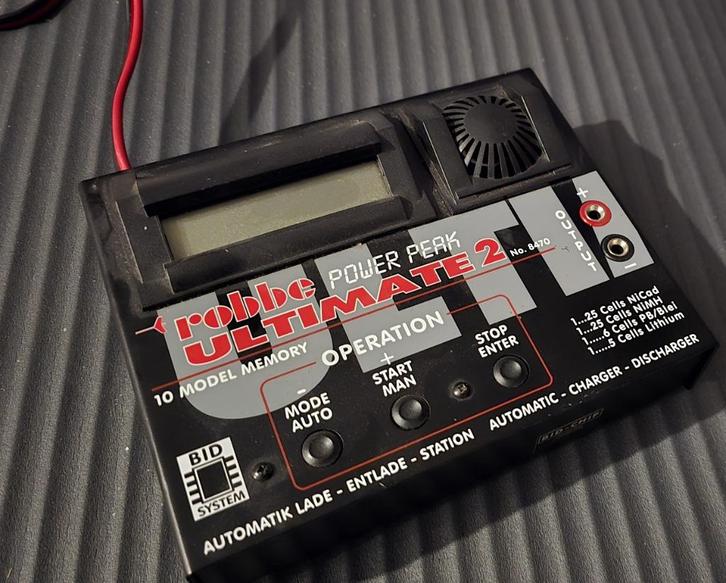 Charger ROBBE Power-Peak Ultimate 2, Hobby en Vrije tijd, Modelbouw | Radiografisch | Auto's, Nieuw, Auto onroad, Elektro, Schaal 1:8