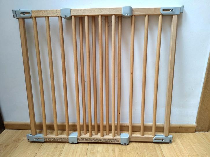 BabyDan uitschuifbaar veiligheidshekje, hout, om te schroeve, Kinderen en Baby's, Traphekjes, Gebruikt, Klemhekje, Hout, Ophalen