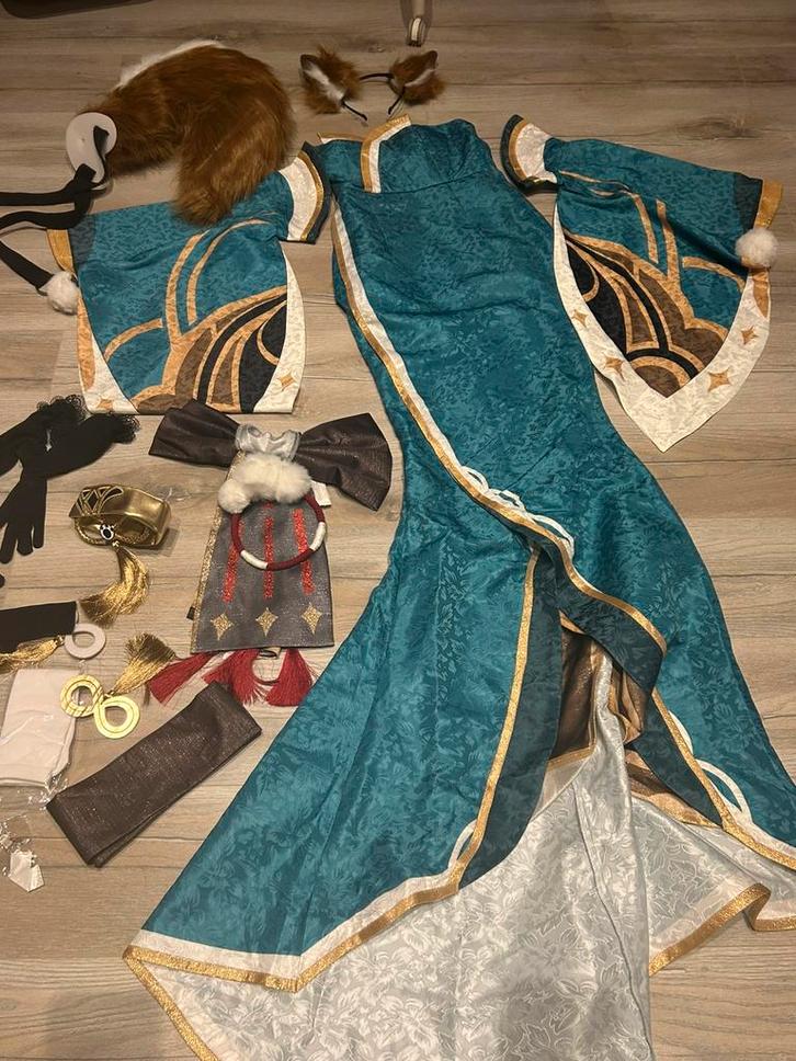 Genshin Impact Cosplay — Miss Hina-kostuum (Wakuwaku SR), Hobby en Vrije tijd, Kostuums, Theaterbenodigdheden en LARP, Zo goed als nieuw