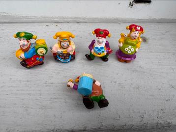 5 plopfiguurtjes beschikbaar voor biedingen