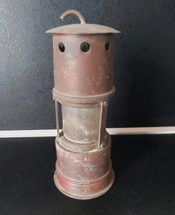 Ancienne Lampe de mineur en cuivre a restaurer beschikbaar voor biedingen