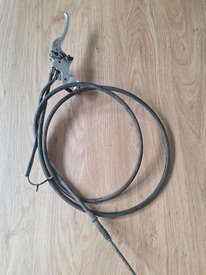 Remkabel achter kymco like 50cc scooter, Fietsen en Brommers, Brommeronderdelen | Algemeen, Zo goed als nieuw, Carburateur, Ophalen of Verzenden