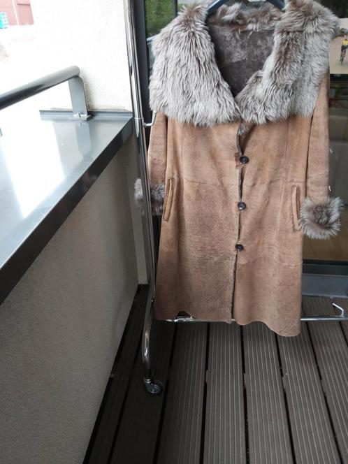 Warme mantel Ventcouvert  omgekeerd lam maat 46 mooie staat, Kleding | Dames, Jassen | Winter, Gedragen, Maat 46/48 (XL) of groter