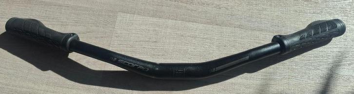 Scorpo Stuur 580mm - 31.8 mm met handvatten, Sport en Fitness, Wielrennen, Gebruikt, Overige typen, Ophalen of Verzenden