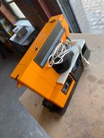 Toyota naaimachine, Hobby en Vrije tijd, Naaimachines en Toebehoren, Ophalen, Zo goed als nieuw, Naaimachine