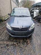 Skoda Fabia 2009 1.2 benzine Alle onderdelen beschikbaar, Auto-onderdelen, Ophalen, Audi