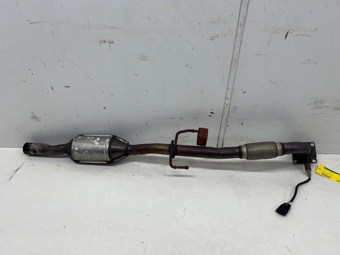 Tube avant + catalyseur d'un Volkswagen Polo, Autos : Pièces & Accessoires, Systèmes d'échappement, Volkswagen, Utilisé, 3 mois de garantie
