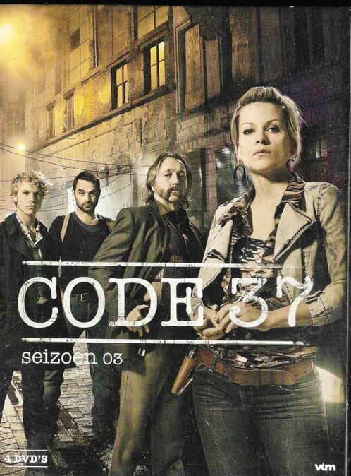Code 37 Seizoen 3, Cd's en Dvd's, Dvd's | Tv en Series, Zo goed als nieuw, Boxset, Alle leeftijden, Verzenden