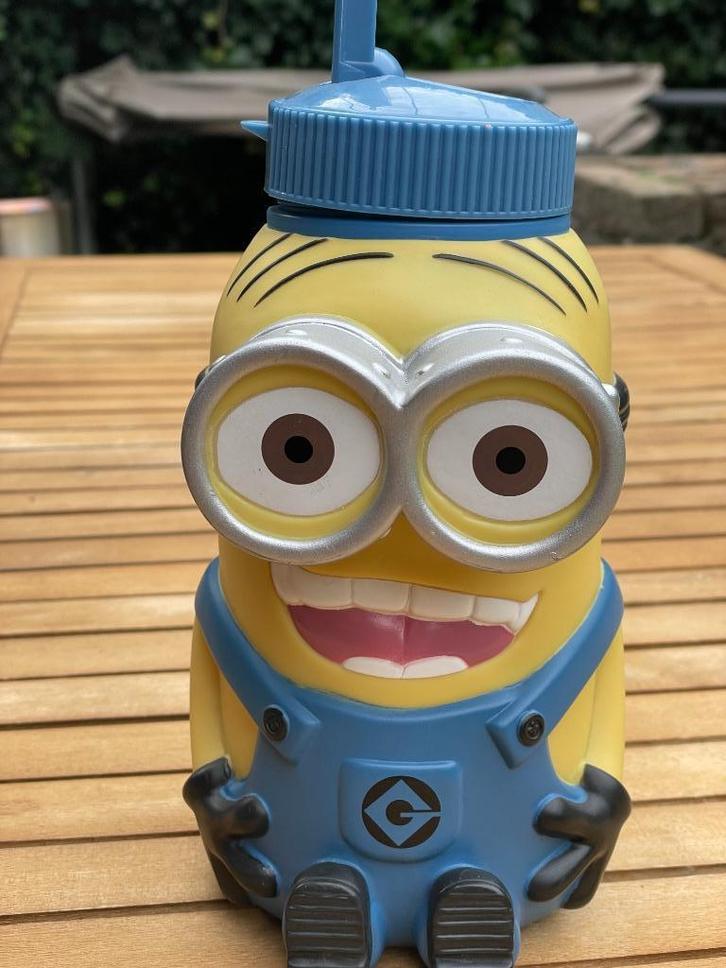 Minion-flesje — Despicable Me, Huis en Inrichting, Keuken | Tupperware, Gebruikt, Bak of Kom, Geel, Ophalen of Verzenden